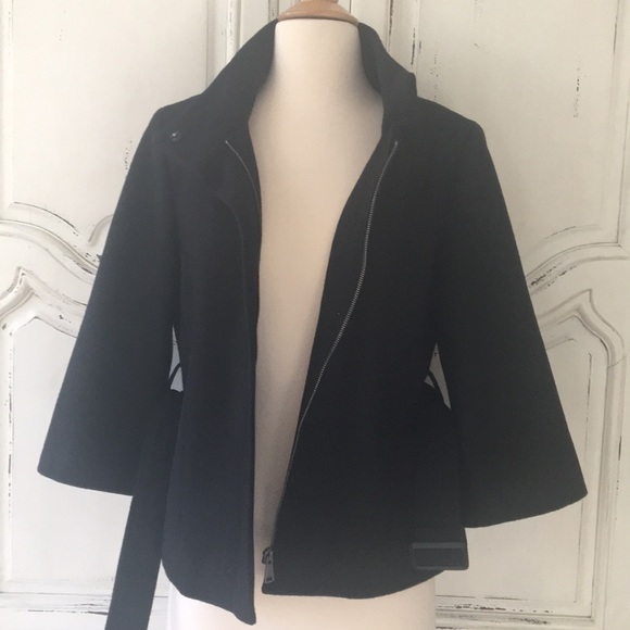 Vintage Inspired Short Coat - Picture 4 of 4